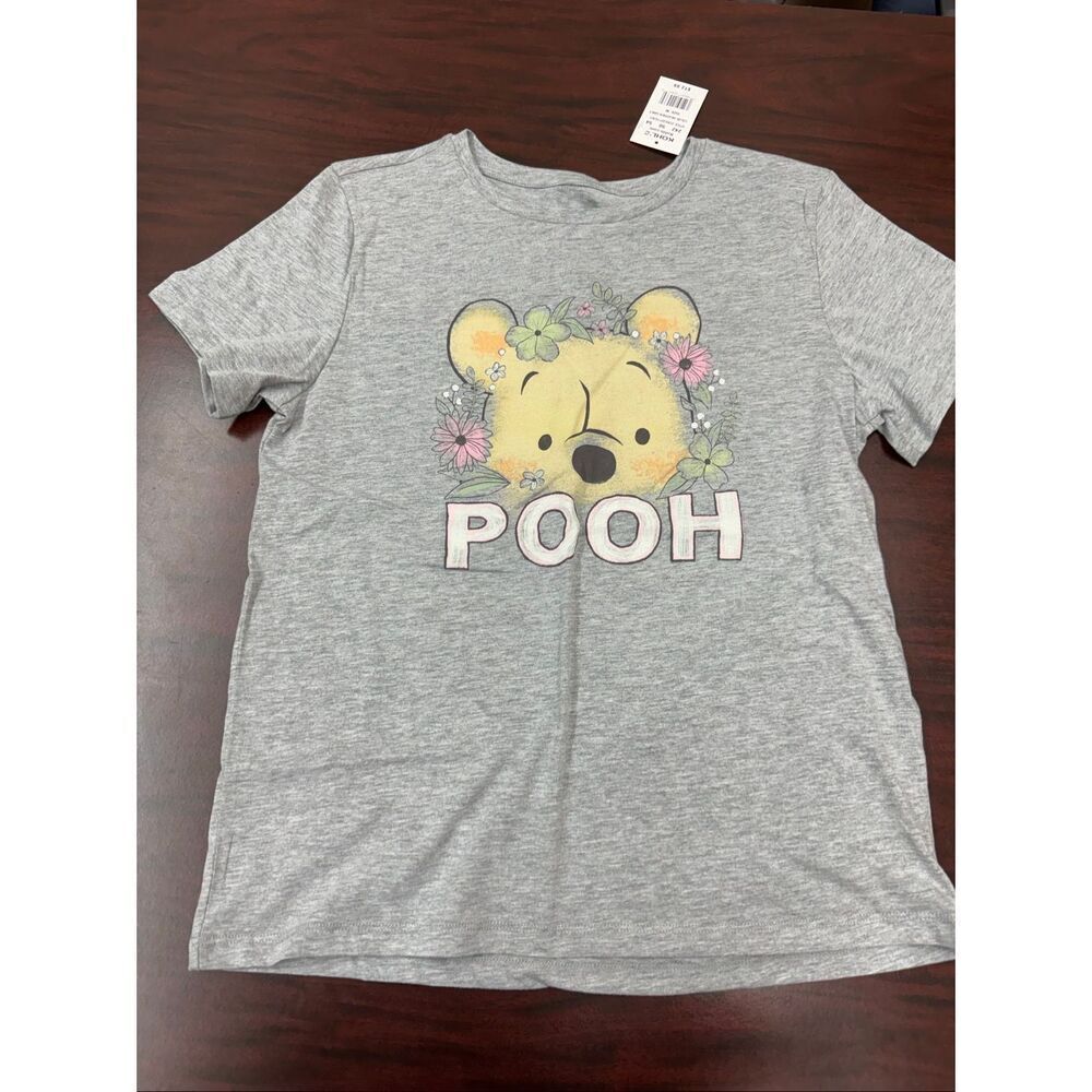 NWT Disney Winnie The Pooh Grey Short Sleeve Graphic Tee Size Medium
